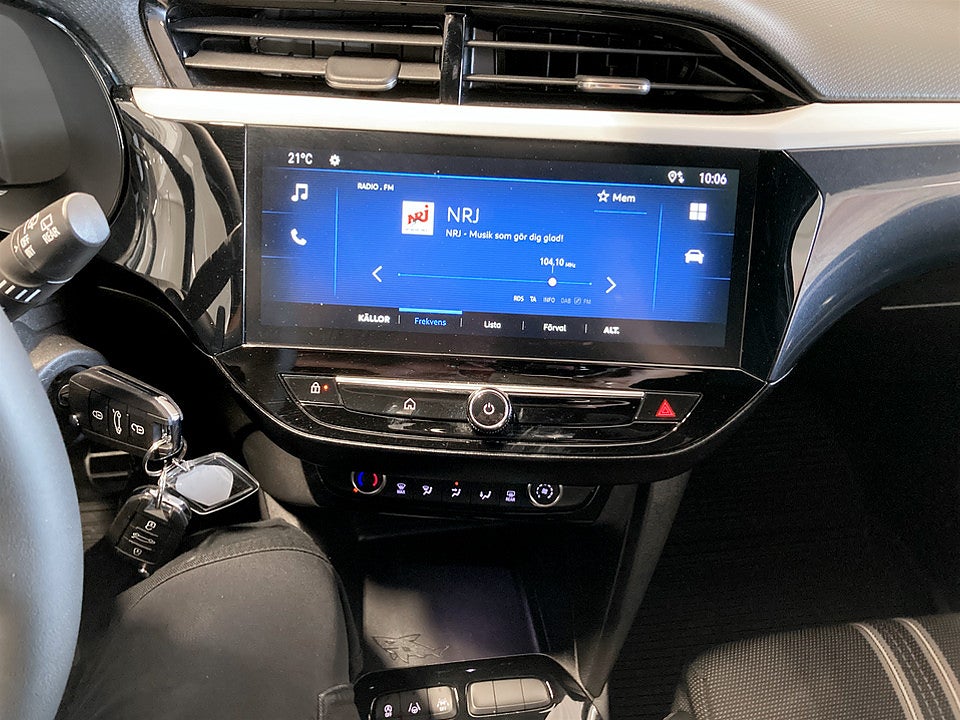 Bild på Opel Corsa GS 1.2 PT 100hk Aut SENSORER CARPLAY