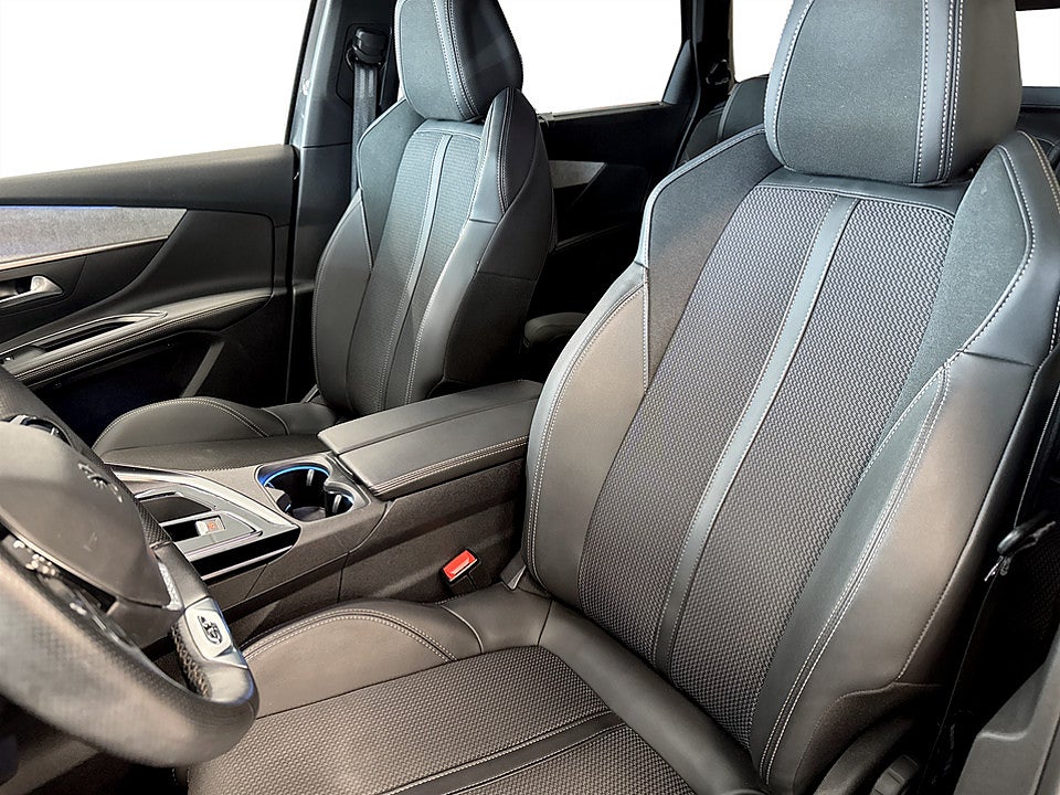 Bild på Peugeot 5008 GT 1.2 PT 130hk Aut KAMPANJ BRÄNSLE INGÅR