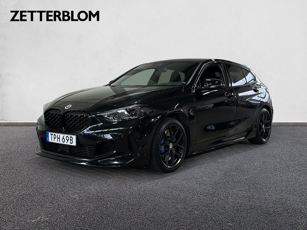 Halvkombi BMW M135i 1 av 23
