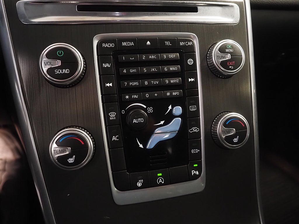 Volvo XC60 D4 190hk Geartronic Momentum | D-värm | 2016