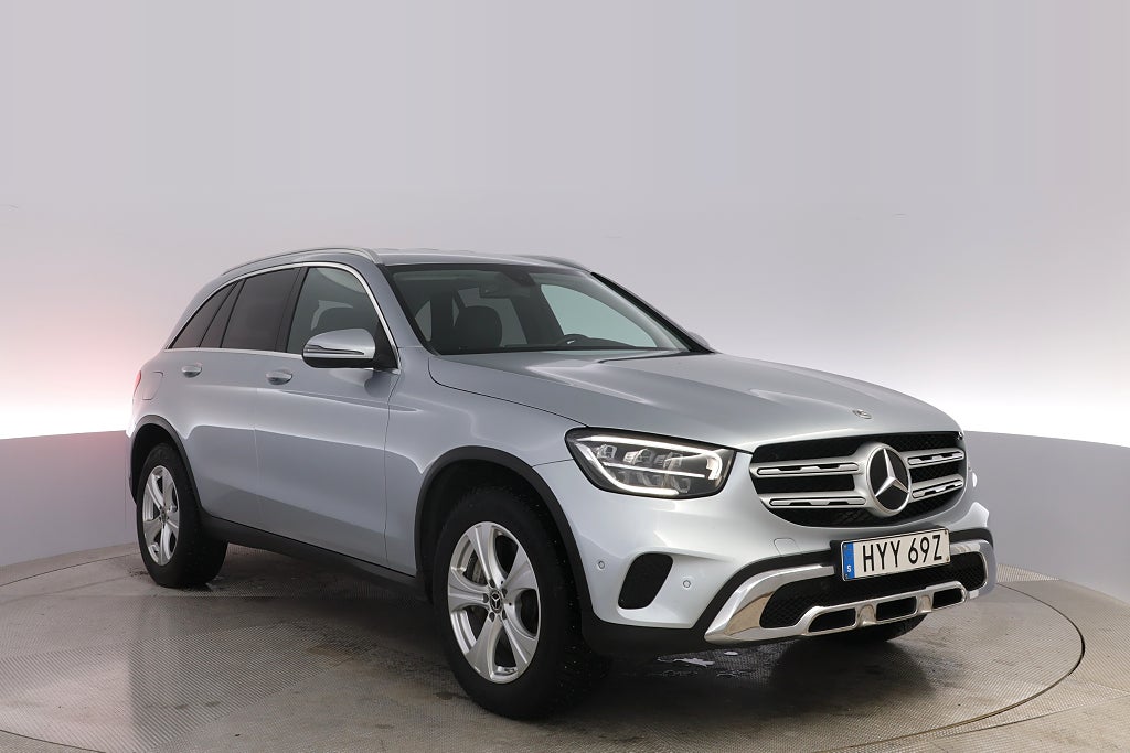Mercedes-Benz GLC 300 e 4MATIC Elstolar B-kamera Värmare Inkl V-hjul