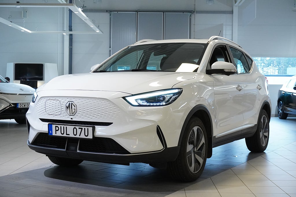 MG ZS EV 0,65% ränta Luxury Kamera Fartpilot iSmart
