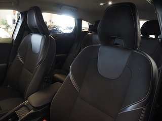 Halvkombi Volvo V40 15 av 22