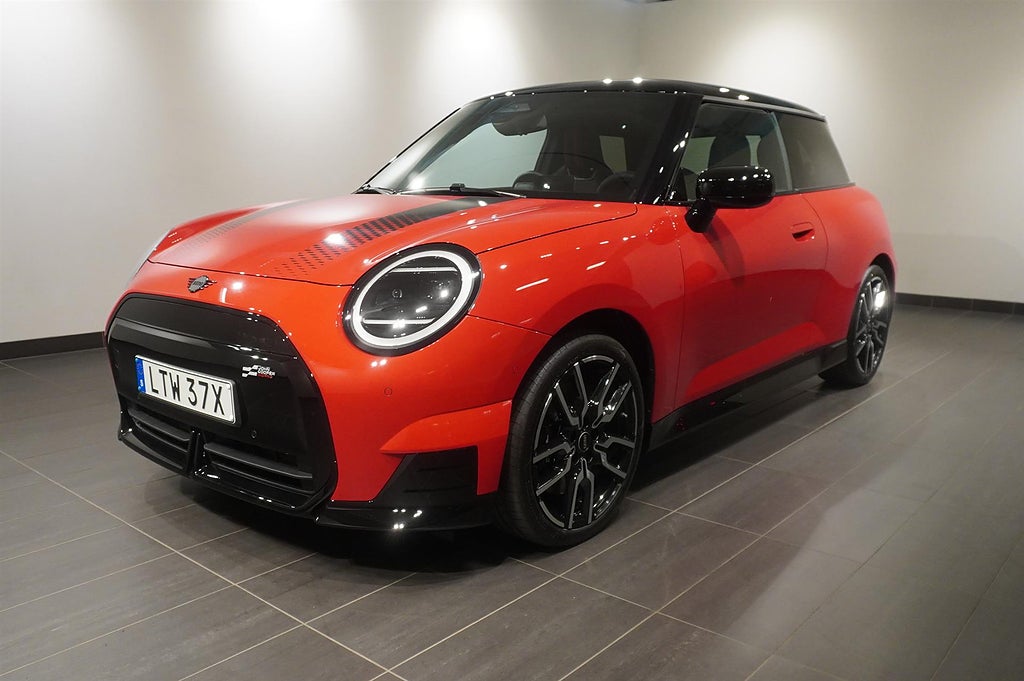 MINI Cooper E JCW Pano Head-Up Backkamera | Ränta 0,95%