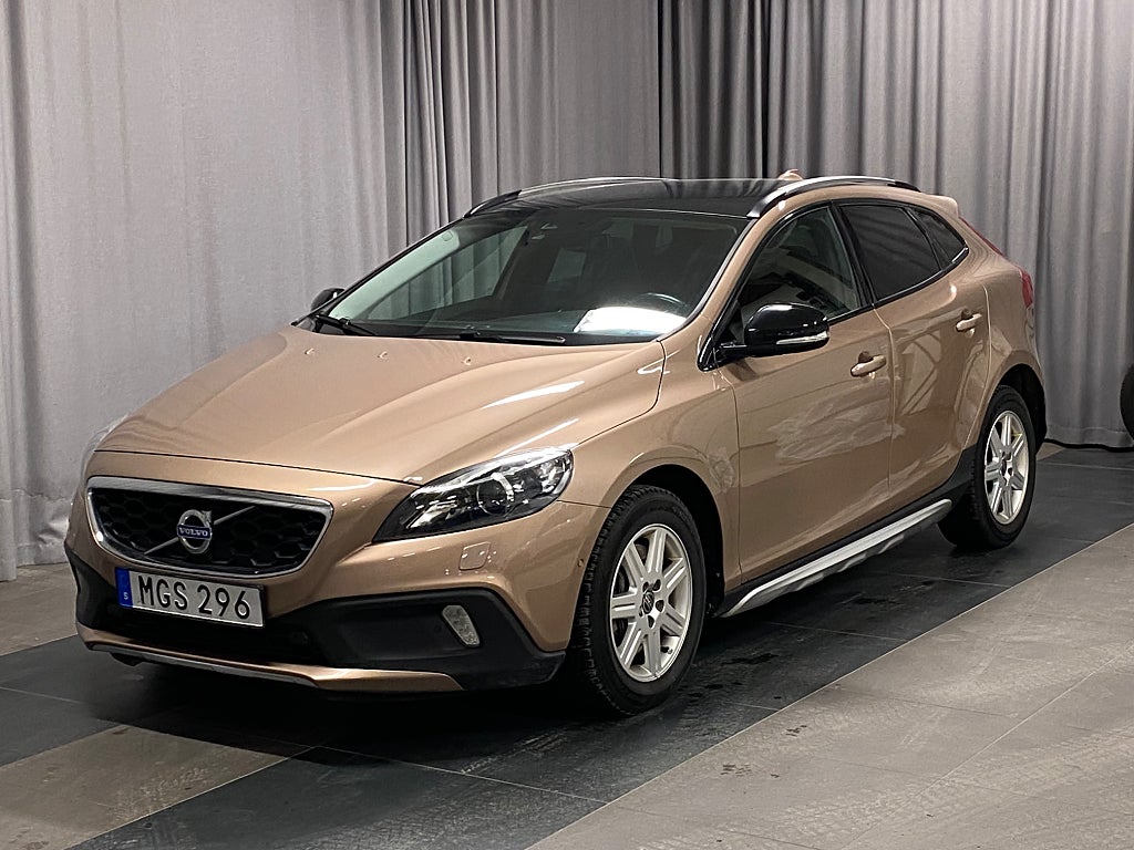 Volvo V40 Cross Country D3 Geartronic BE PRO Pano Värmare Drag