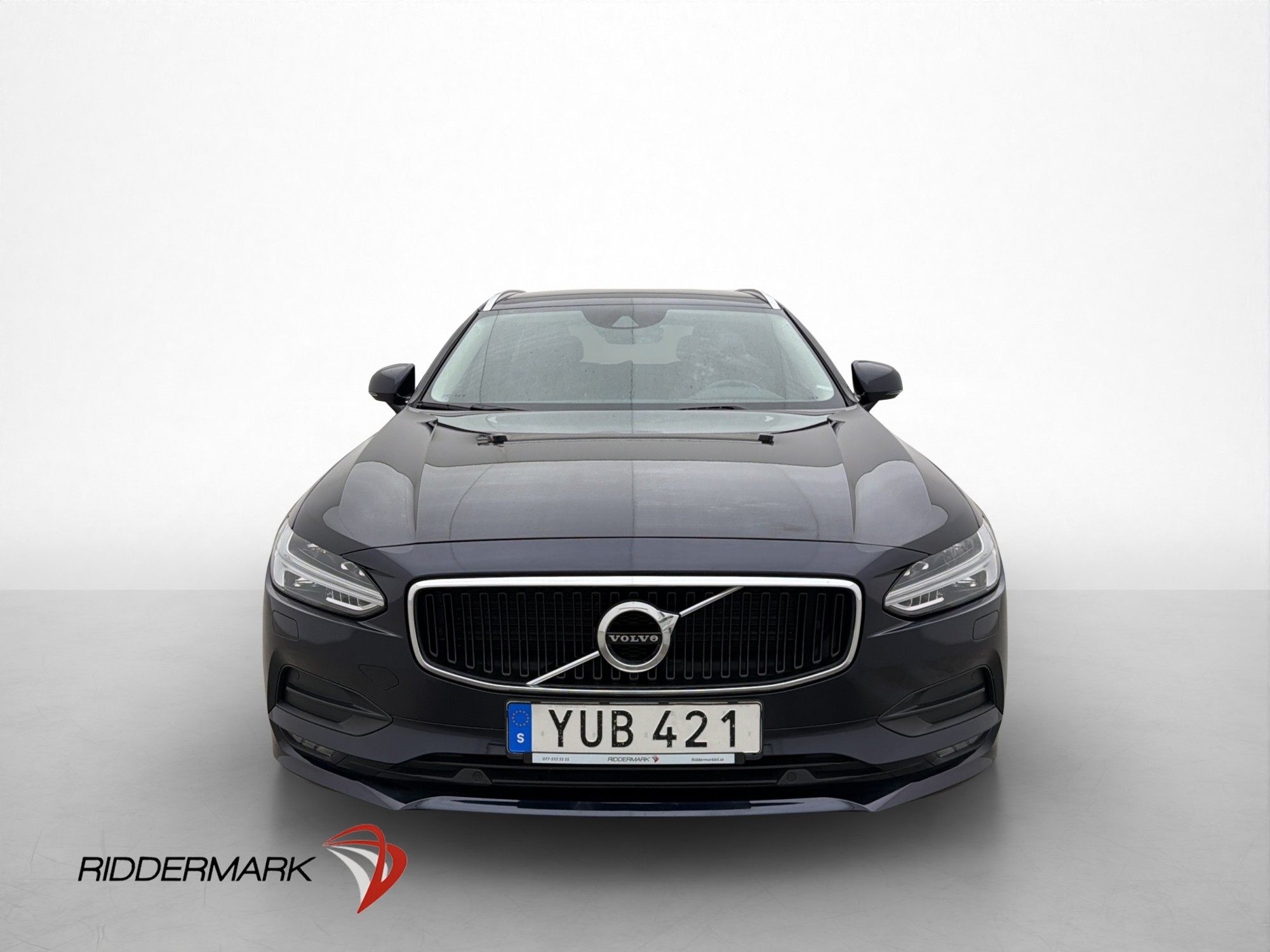 Volvo V90 D4 190hk Momentum D-Värmare 2019, bild 2/67