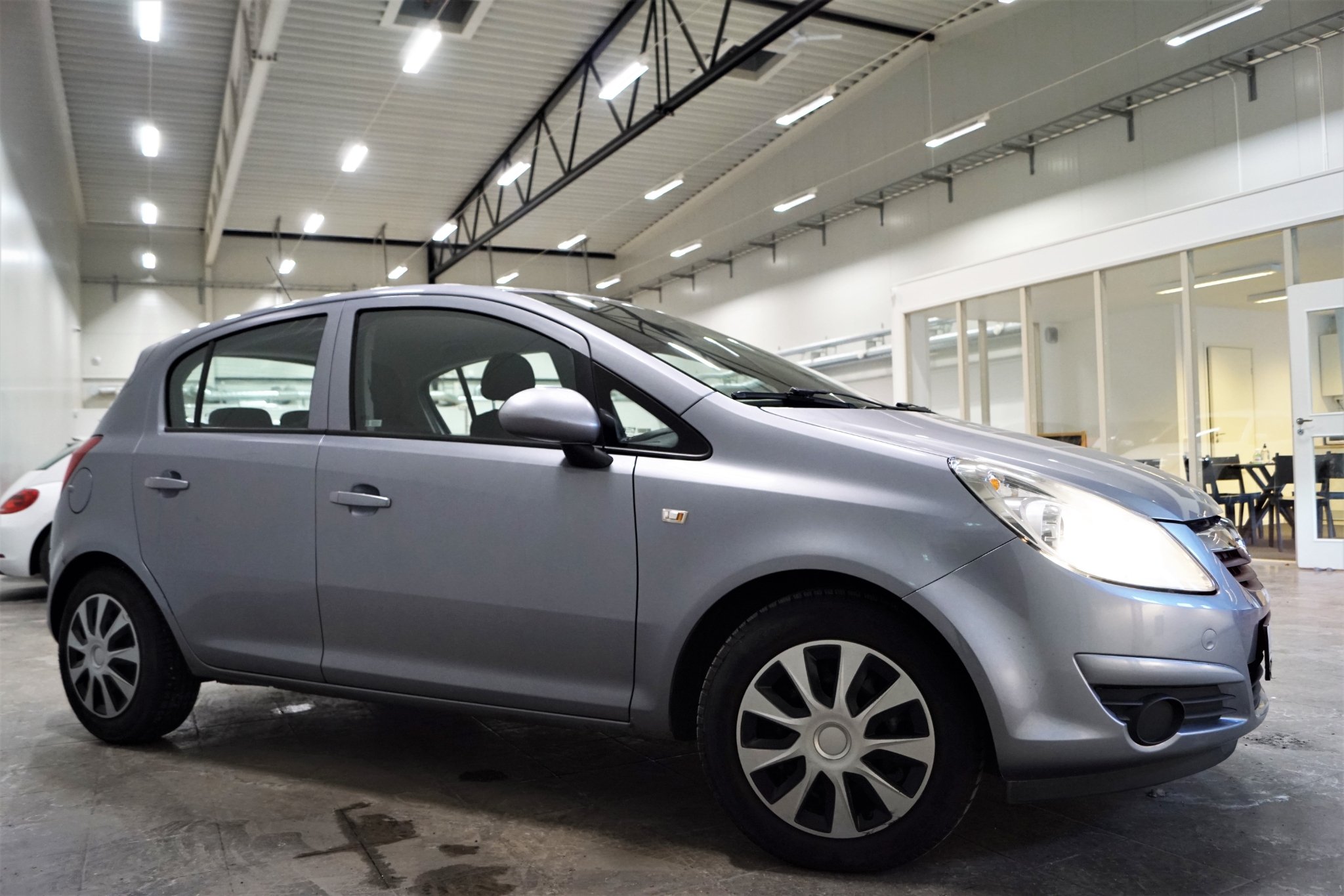 Opel Corsa 2008, bild 2/36