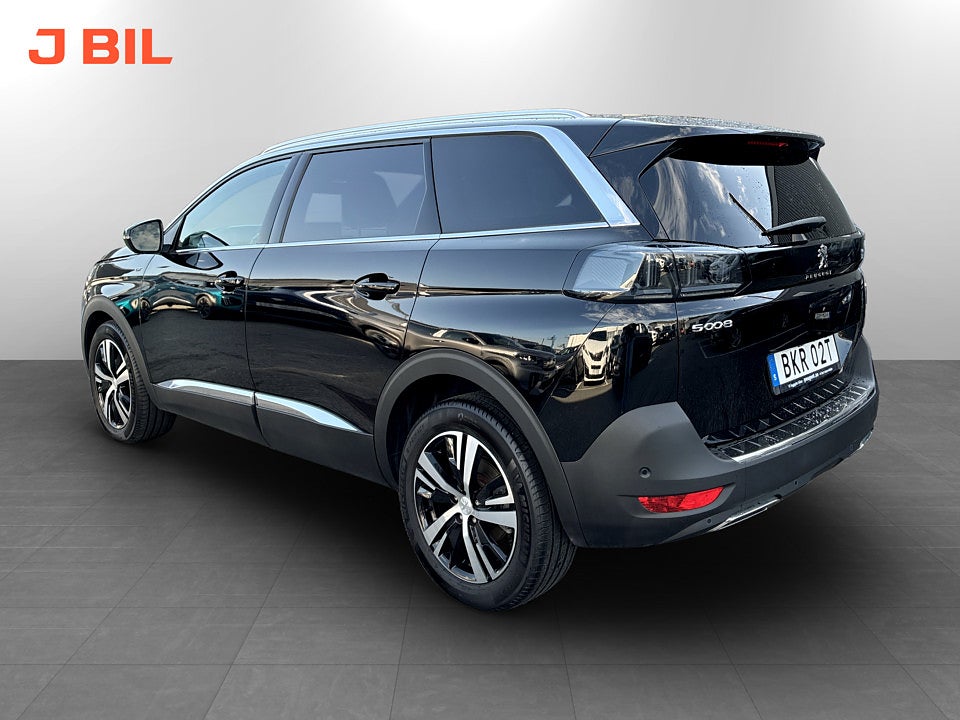 Bild på Peugeot 5008 GT 1.2 PT 130hk Aut 7-SITS B-KAMERA CARPLAY