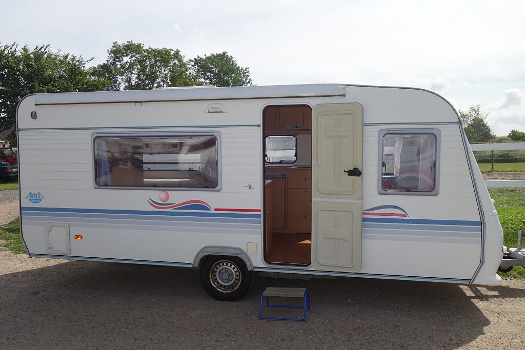 Adria 502 DT Barnkammare 