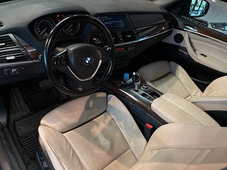 BMW X5 xDrive 40d Sport line 306hk Panorama/Navi/S&V-hjul