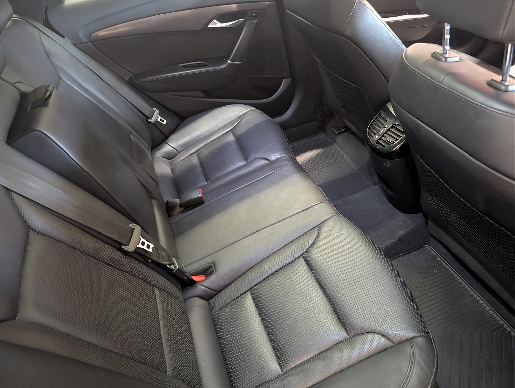 Hyundai i40 cw 1.7 CRDi DCT Automat/Pano/Skinn/SoV thumbnail