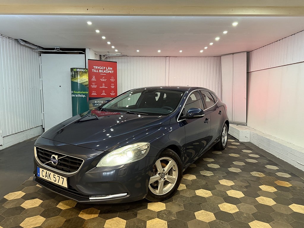 Volvo V40