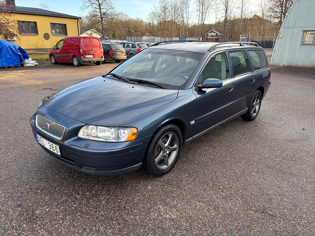 Volvo V70 2.4 Business, Dragkrok 