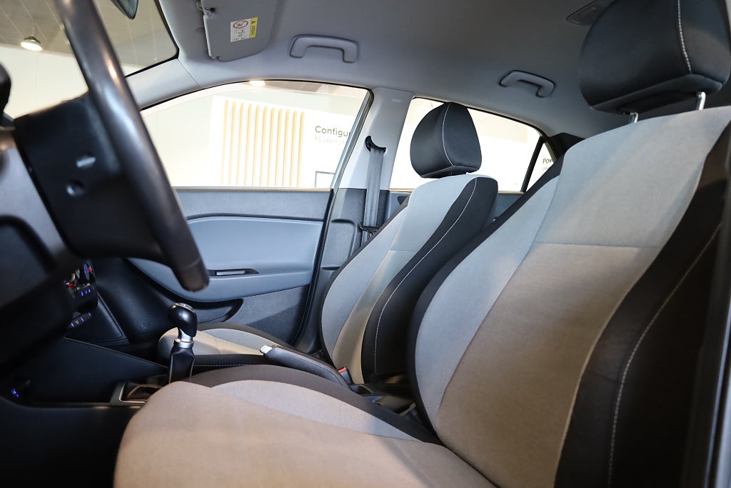 Hyundai i20 1.2 ComfortPlus PDC Blåtand Rattvärme 2016