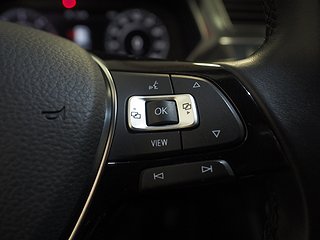 SUV Volkswagen Tiguan 17 av 23