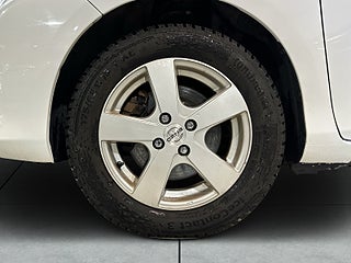 Toyota Yaris Hybrid e-CVT Style Mvärm Kamera Kamkedja SoV