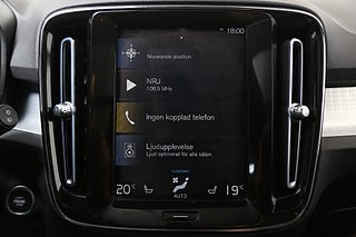 SUV Volvo XC40 22 av 32