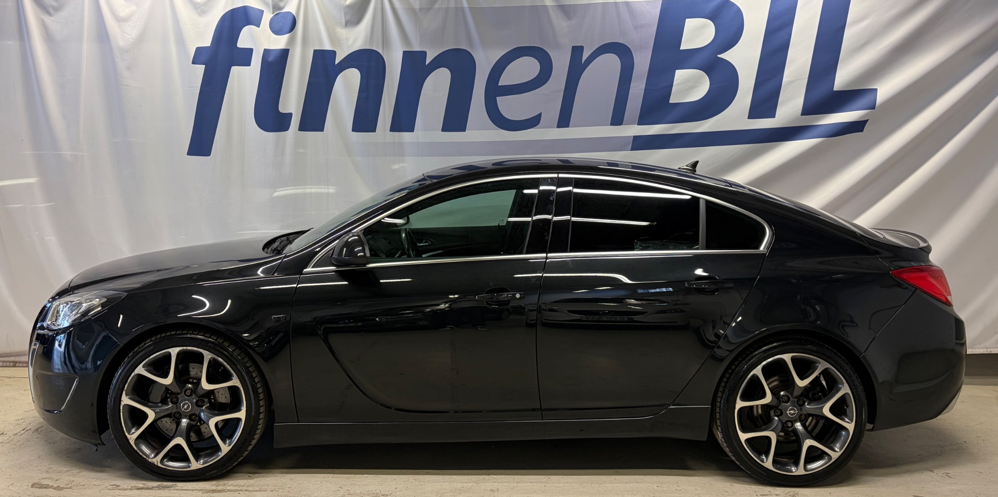 Opel Insignia 2010, kuva 2/10