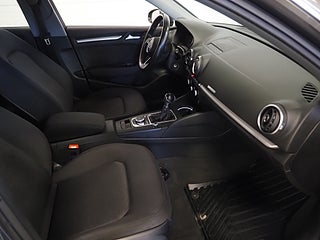 Halvkombi Audi A3 10 av 20