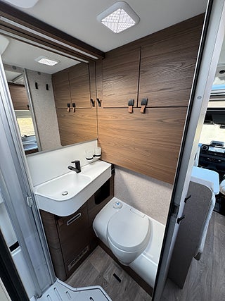 Husbil-halvintegrerad Hymer ML-T 580 Mercedes 4x4 190HK Automat! Endast 750 mil! 14 av 21