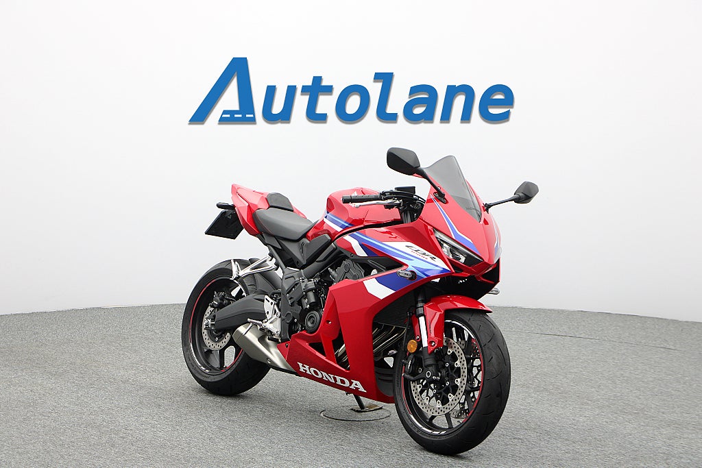 Honda CBR650R E-Clutch *Nyservad 