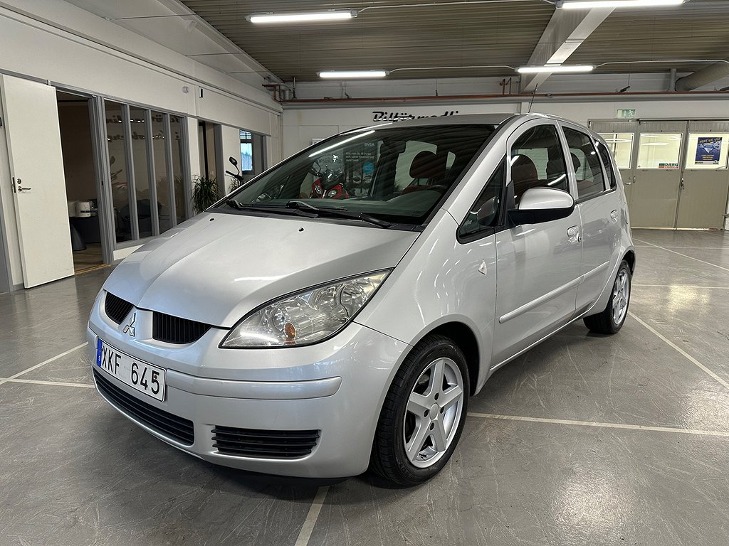 Mitsubishi Colt 1.3 MPI 2 Ägare Lågskatt Bränslesnål