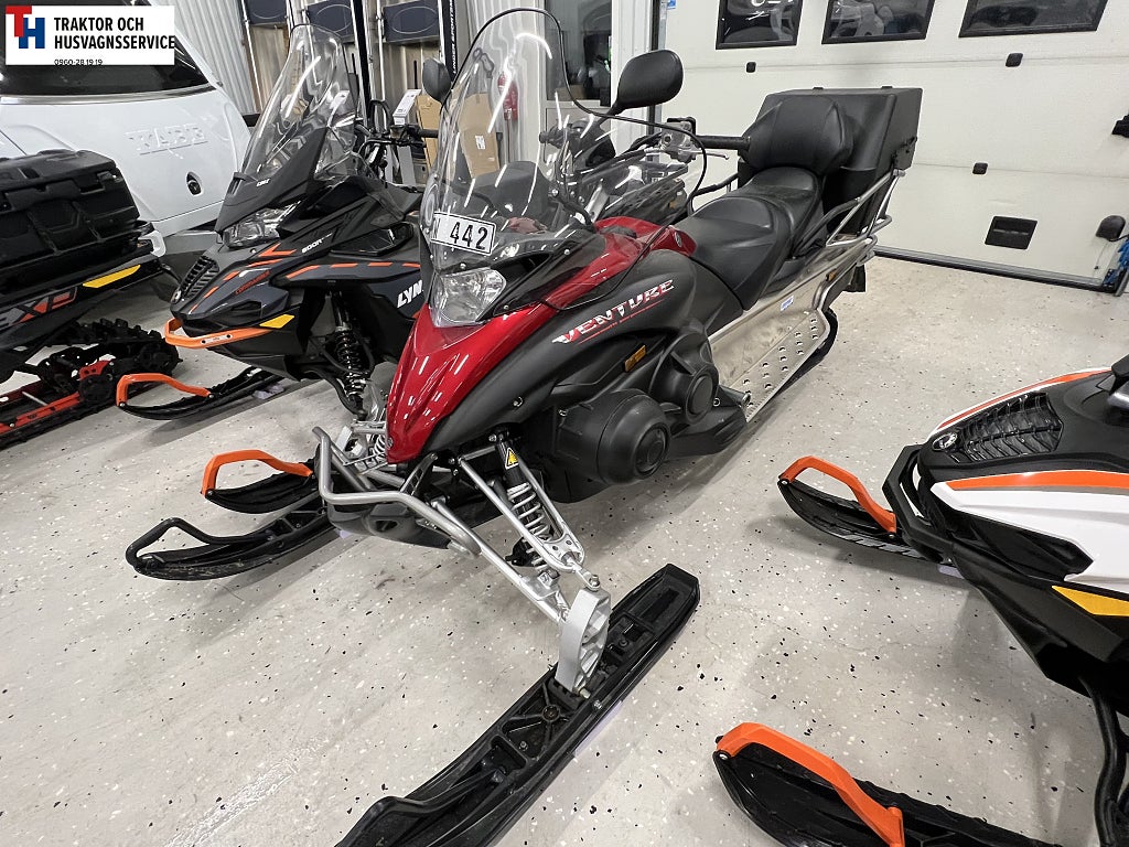 Yamaha Venture Multi Purpose 157mil -13 .