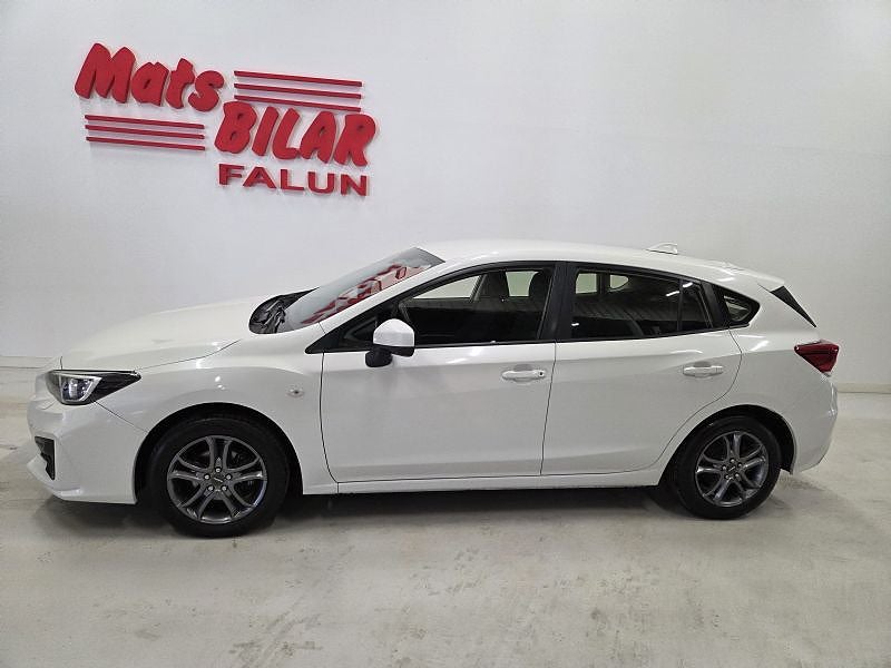 Subaru Impreza 1,6 Active Automat 4x4 114 Hk