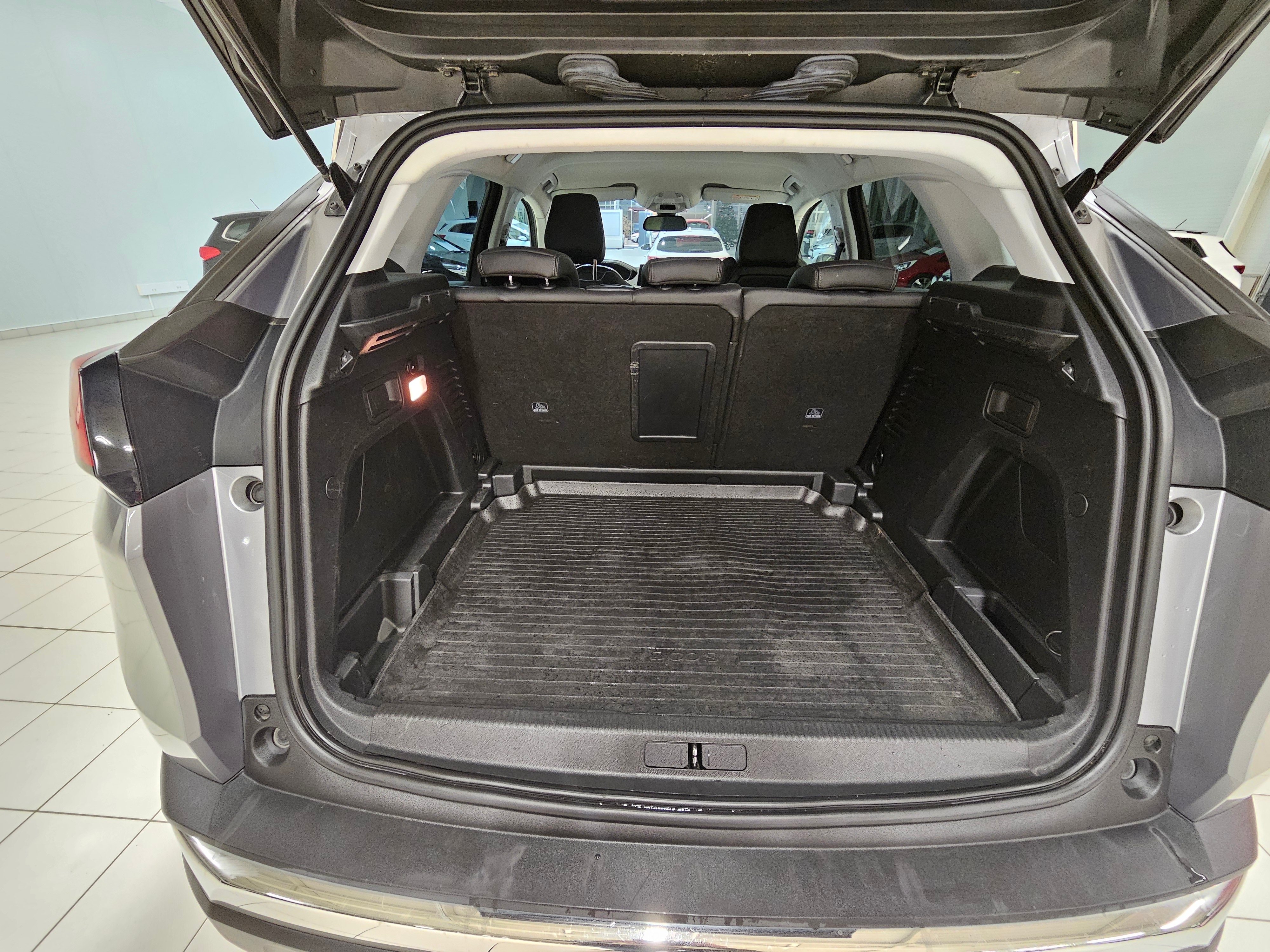 Peugeot 3008 1.6 THP 165 EAT GT-Line 2018, bild 6/41