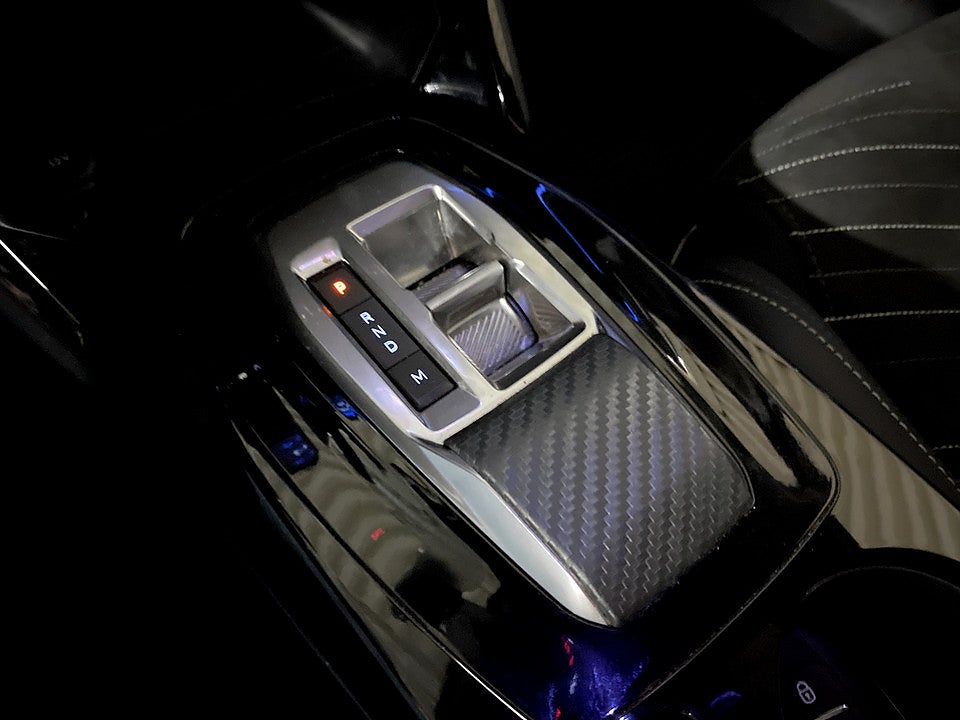 Bild på Peugeot 2008 GT Hybrid 145hk Aut B-KAMERA CARPLAY