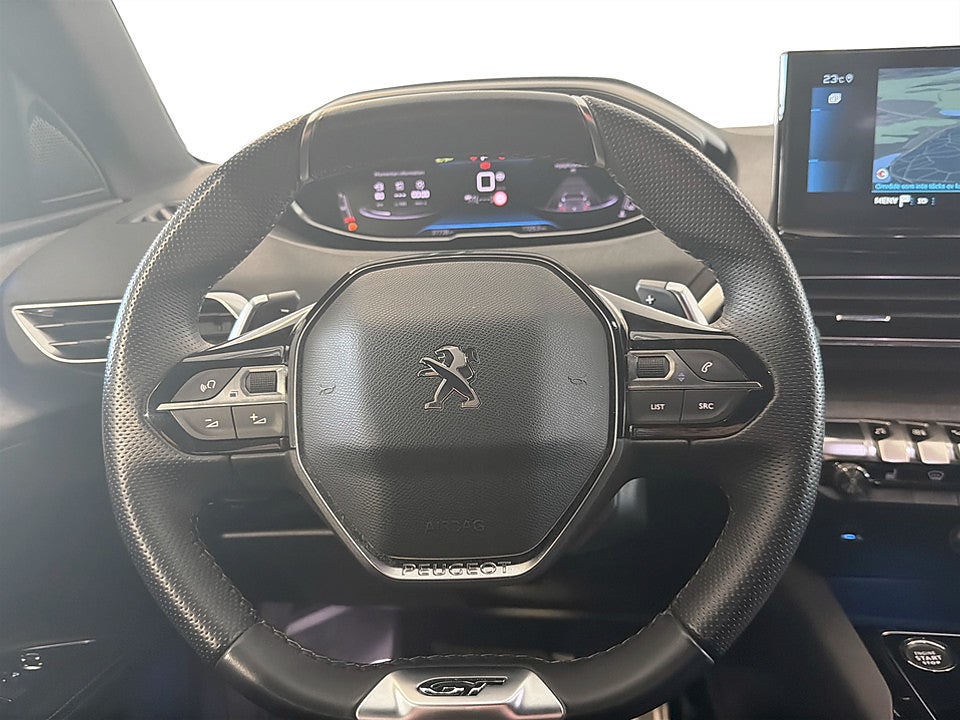 Bild på Peugeot 5008 GT 1.2 PT 130hk Aut 7-SITS B-KAMERA CARPLAY