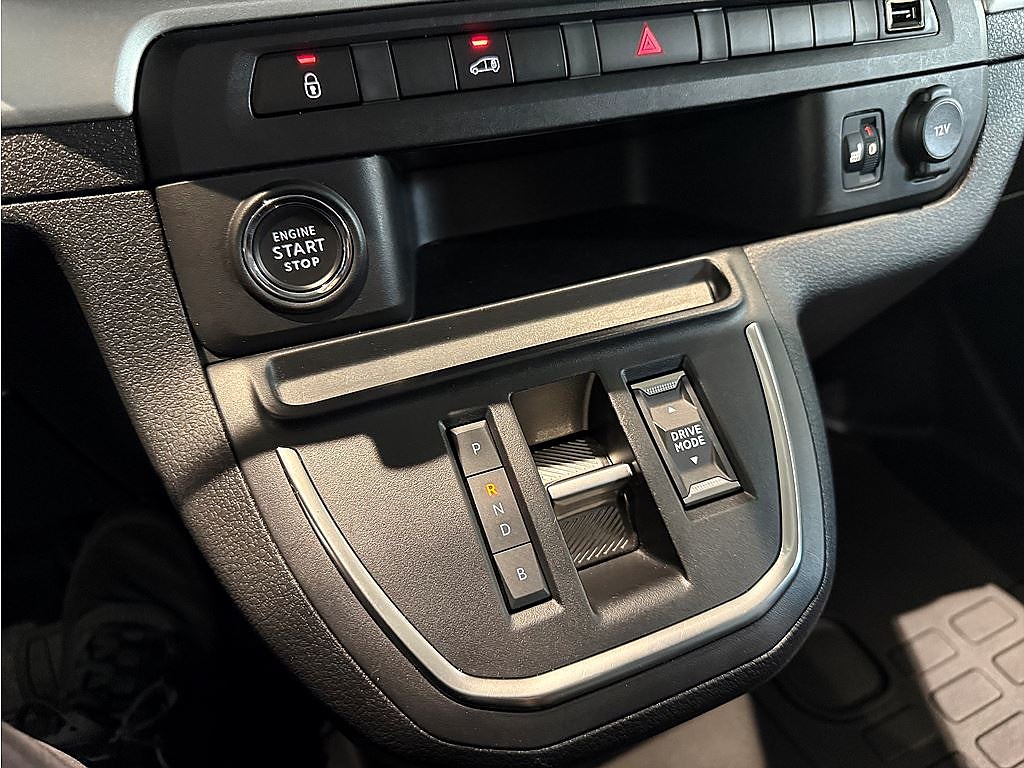 Bild på Opel Vivaro-e Premium 75kWh 136hk Aut L3 - DRAG, M-VÄRMARE, B-KAMERA