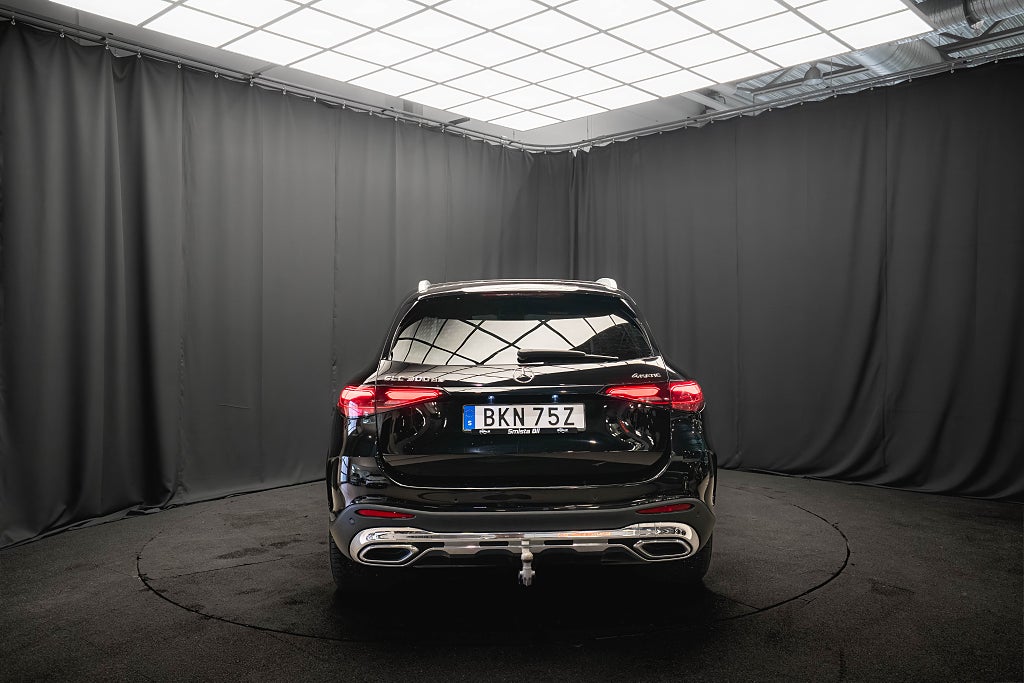 Mercedes-Benz GLC 300 d e 4M AMG DRAG DIGITALA-LED 98% SoH MOMS 1-ÄGARE