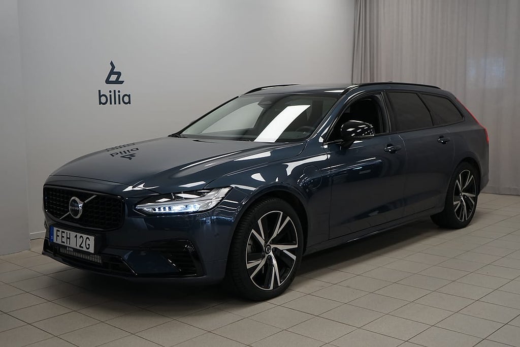 Volvo V90 Recharge T8 Ultimate Dark | Drag | 360 kamera | HarmanKardo...