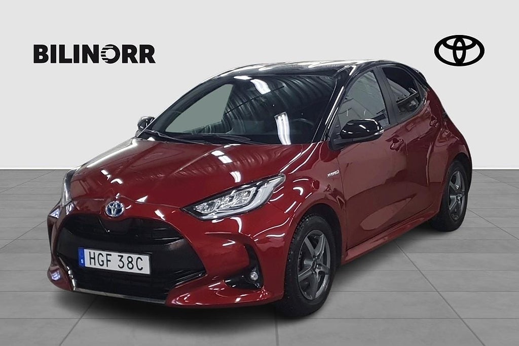 Toyota Yaris 1,5 HYBRID 5D STYLE BI-TONE | MV | VHJUL