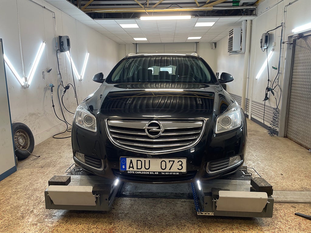 Opel Insignia Sports Tourer 1.6 Turbo Manuell Euro 5
