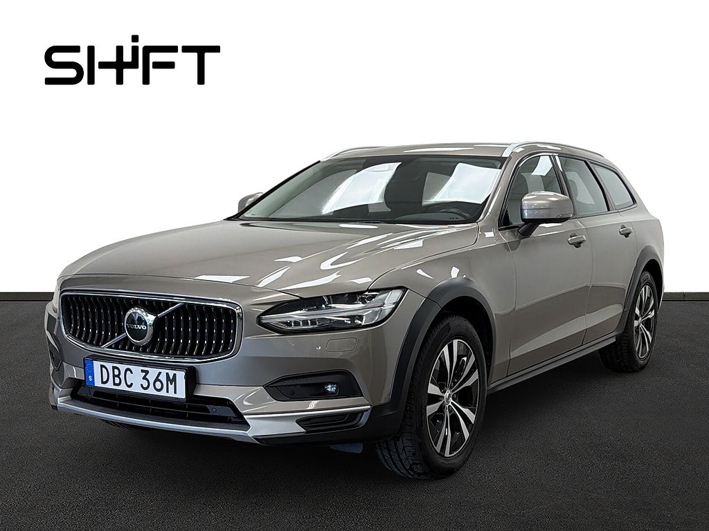 Volvo V90 Cross Country B4 AWD Geartronic Advanced SE Edition Drag Kamera Värm