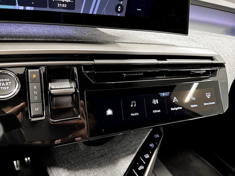 Bild på Peugeot 5008 GT Ultimate Hybrid 145hk Aut - 7-SITS,ELSTOL,DRAG