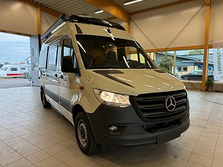 Husbil-halvintegrerad Robeta Womondo Pegasus Mercedes 150HK AUT 22 av 26