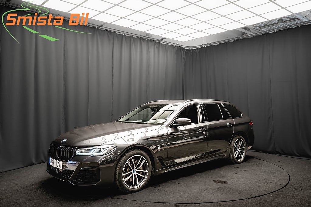 BMW 530e xDrive M Sport INNOVATION LÄDER DRAG H/K 360° HUD MOMS