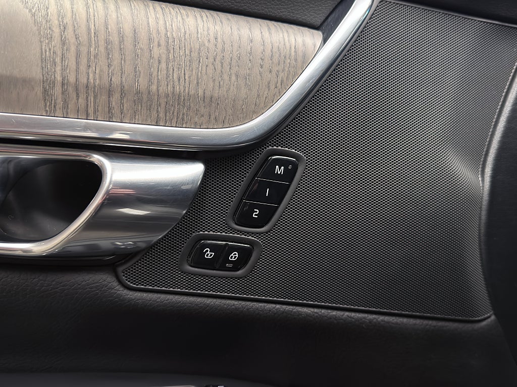 Volvo V90 Recharge T6 AWD 350hk Inscription|Läder|Drag|360°