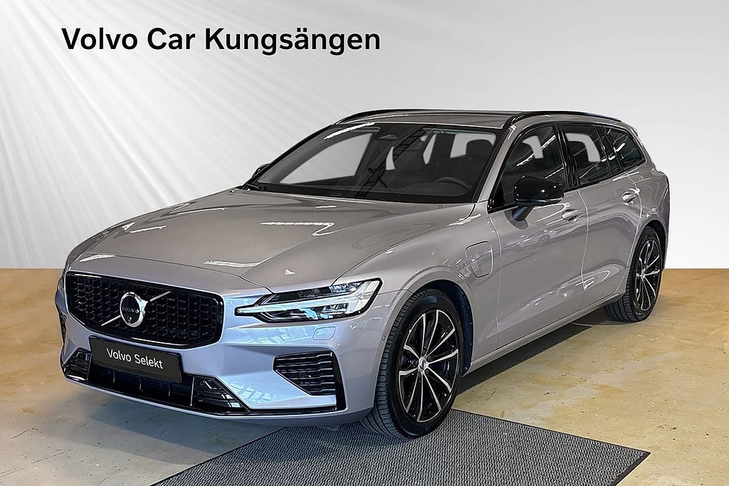 Volvo V60 T6 Plus Dark Nordic Edition Harman/Kardon 360-k...