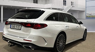 Kombi Mercedes-Benz E 12 av 12