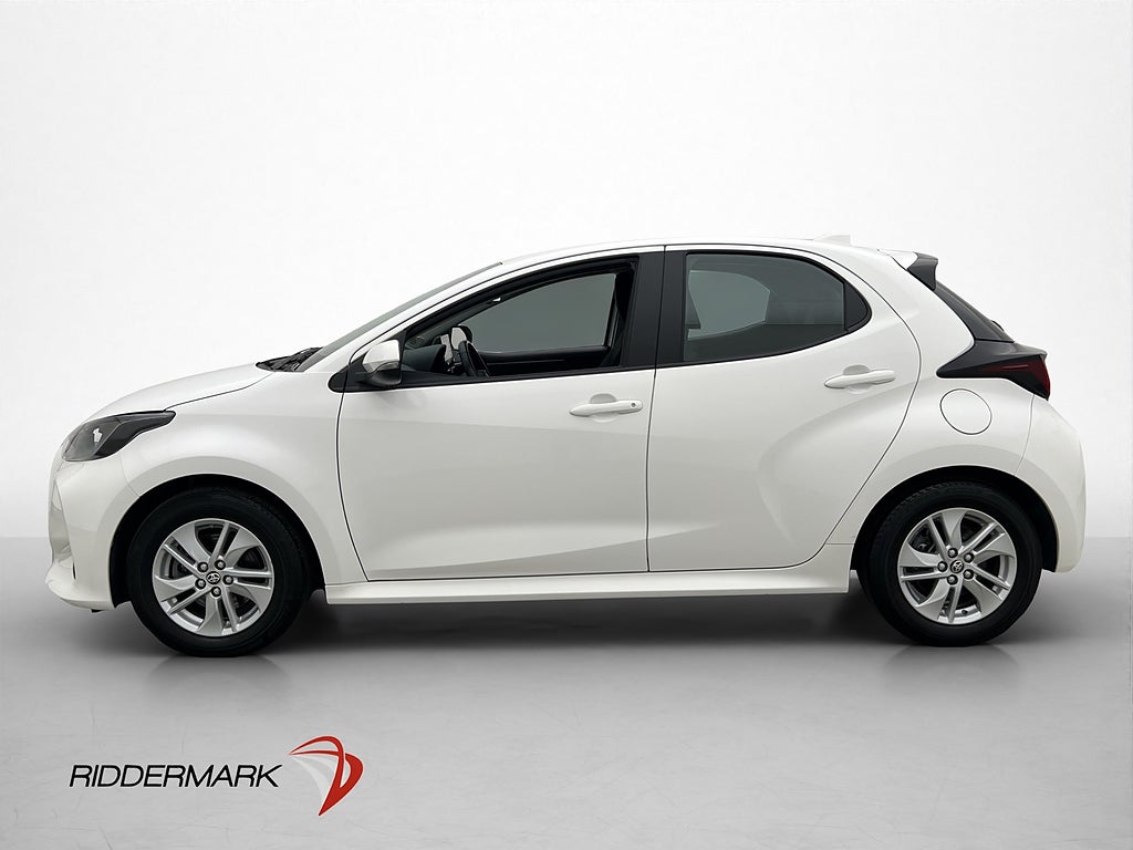 Toyota Yaris Hybrid Komfortpaket Kamera Rattvärme 116hk
