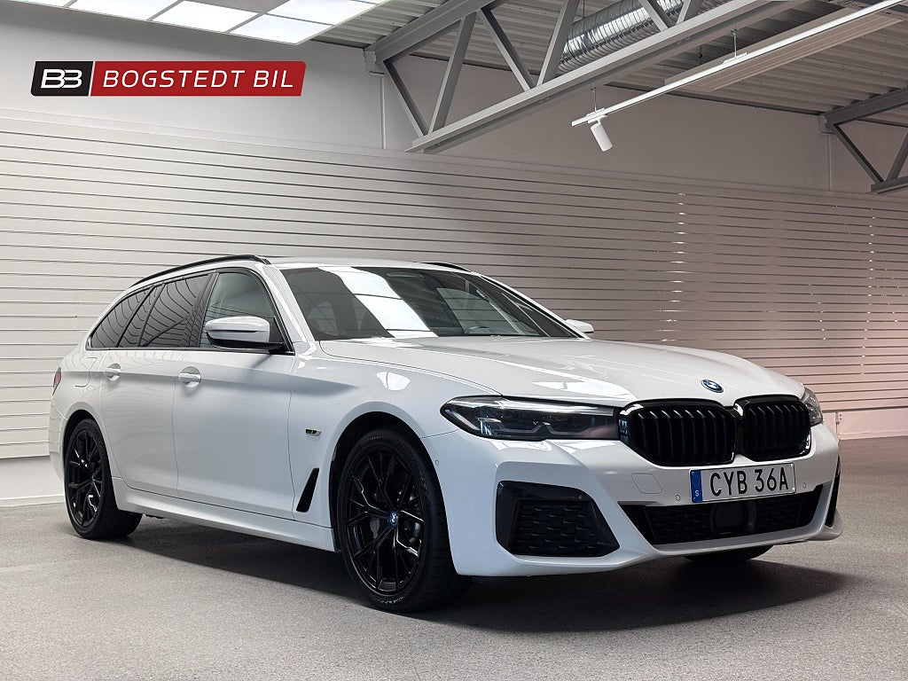 BMW 530e xDrive Touring 292hk M-Sport | Drag