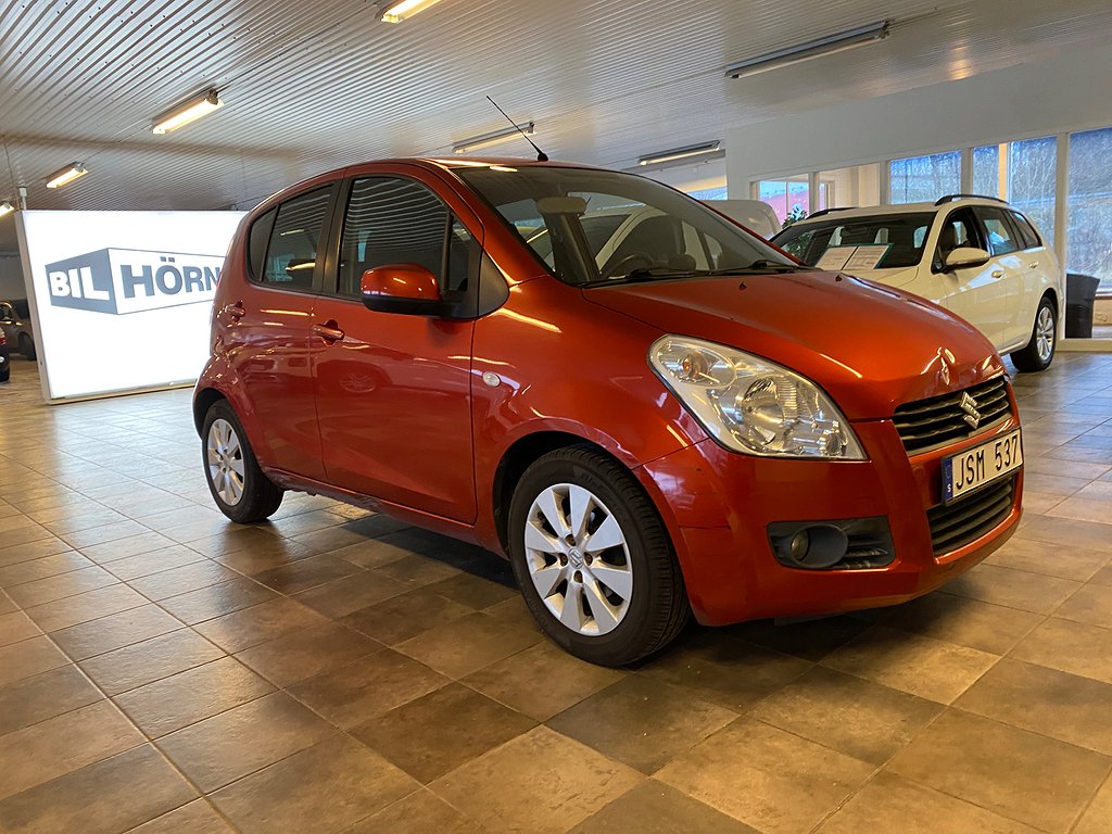 Suzuki Splash 1.0 VVT GLS Årsskatt: 536:- 