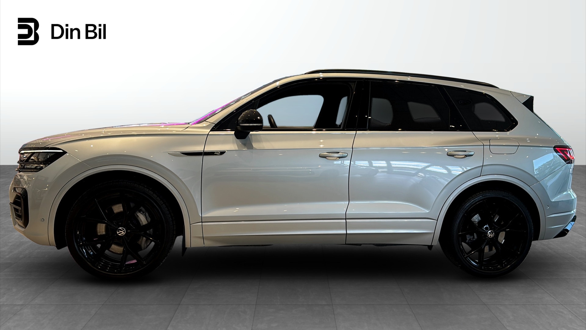 Volkswagen Touareg 2023, photo 3/37