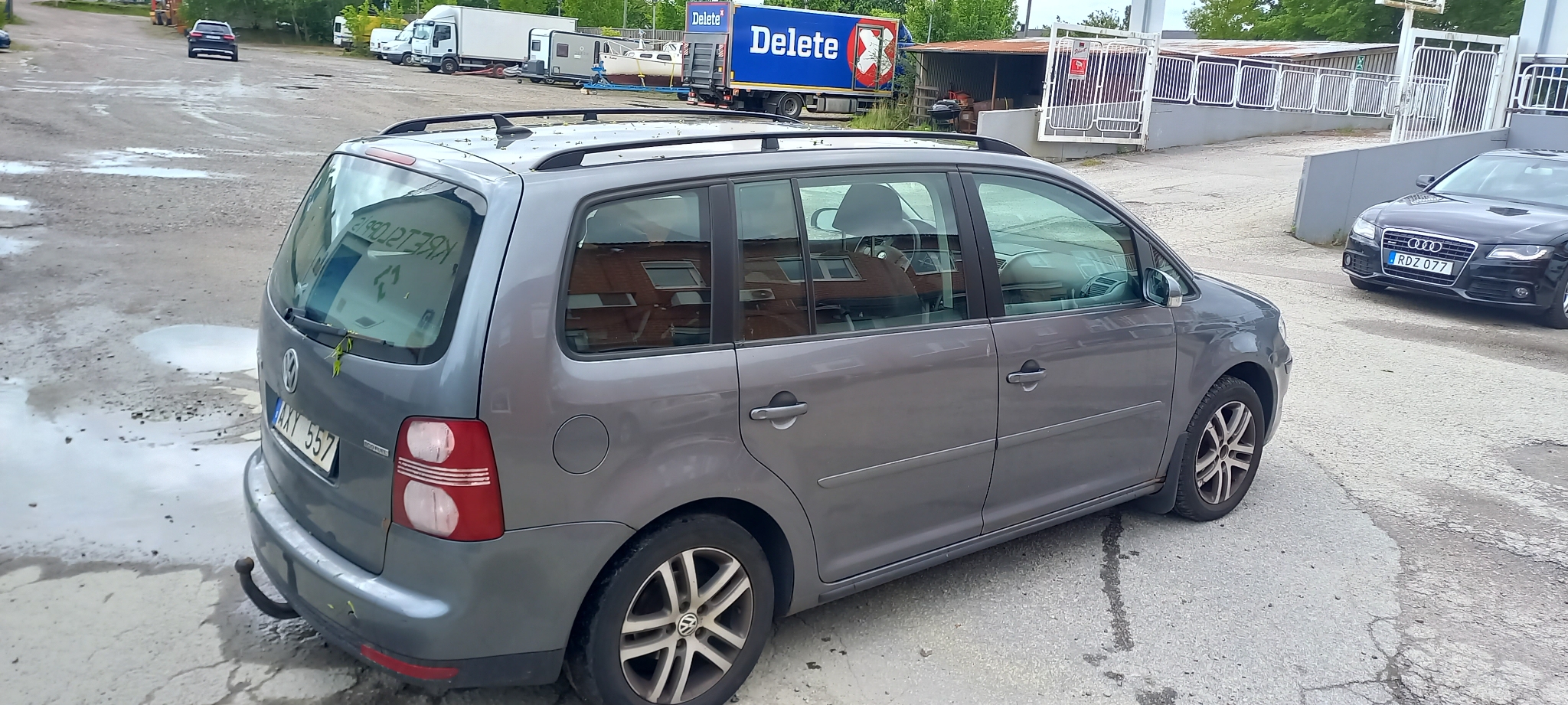 Volkswagen Touran 2.0 EcoFuel 109hk 2007, kuva 3/31