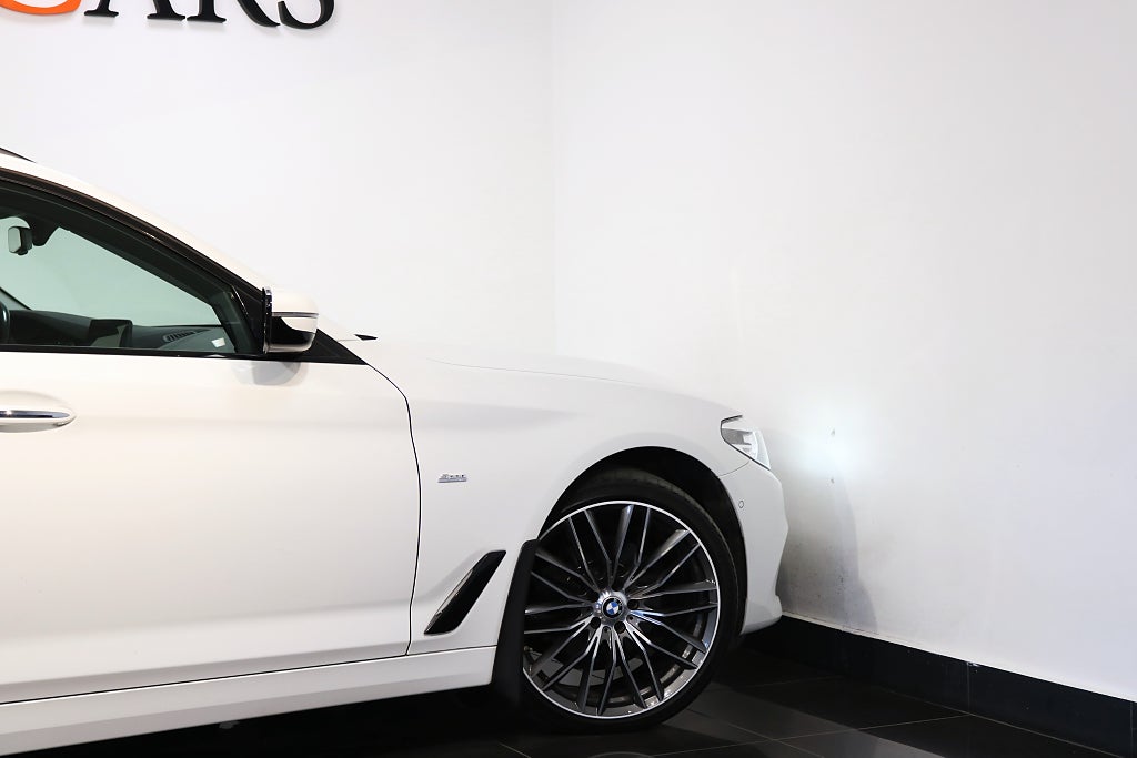 BMW 520d 2018 - miniatyr 26