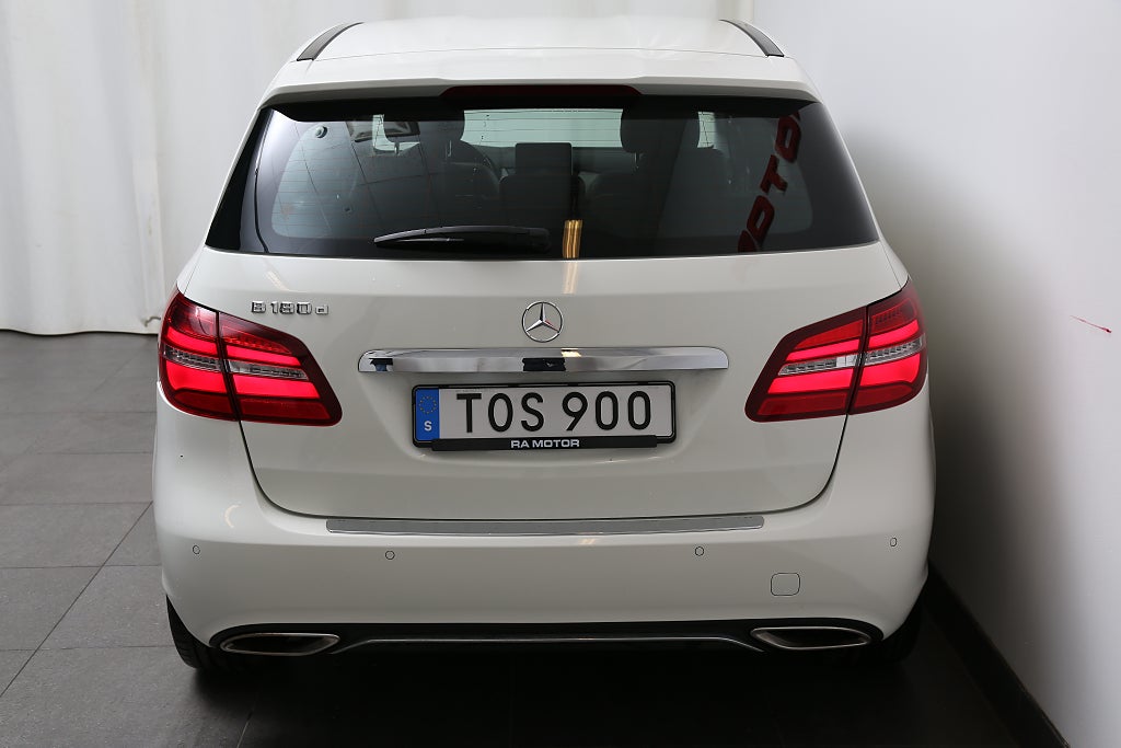 Mercedes-Benz B 180 d 7G-DCT Urban